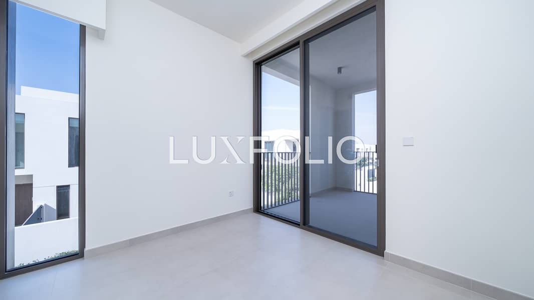 Huge Plot | Ready to Move | Corner Unit - Image 17