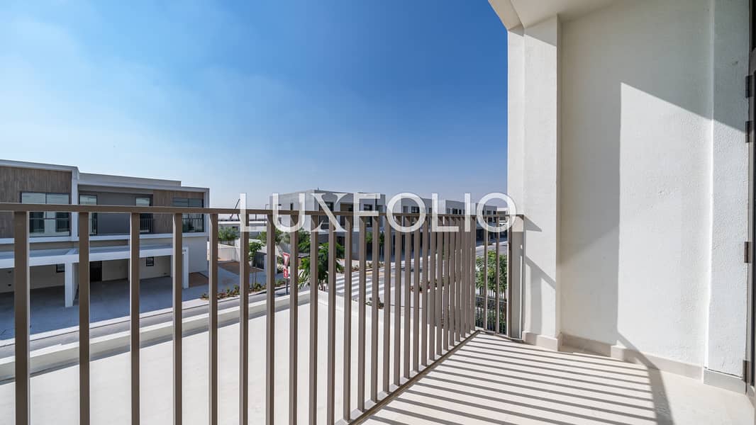 Huge Plot | Ready to Move | Corner Unit - Image 28