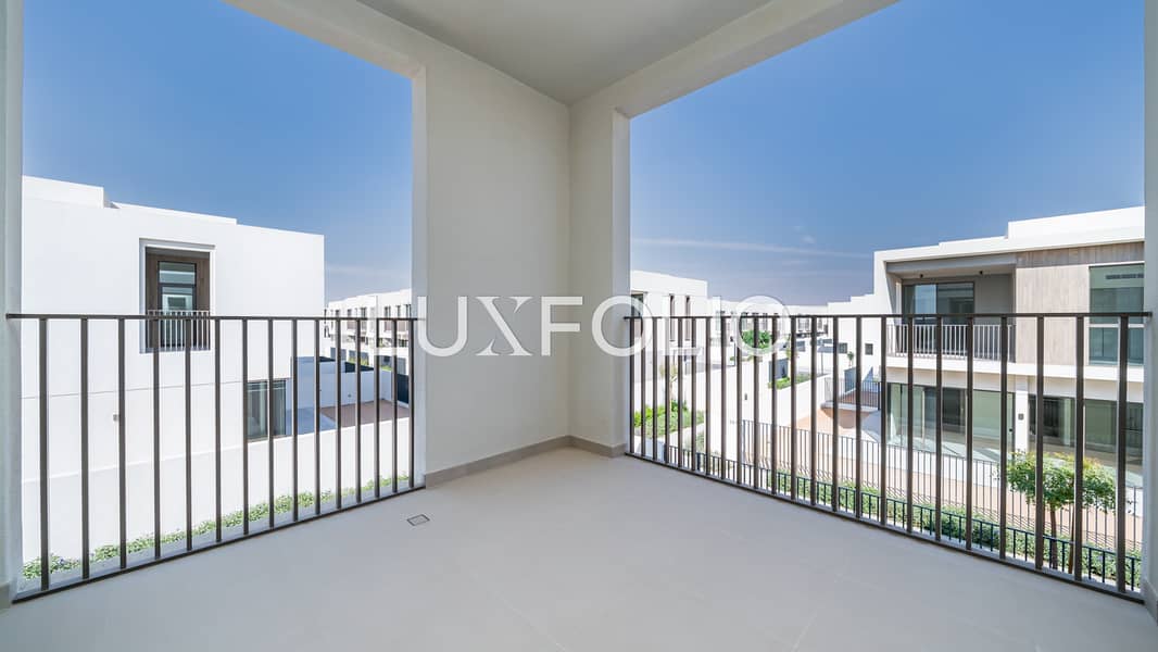 Huge Plot | Ready to Move | Corner Unit - Image 29