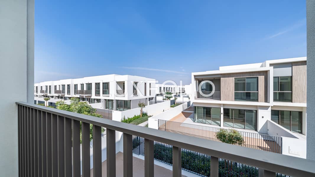 Huge Plot | Ready to Move | Corner Unit - Image 31