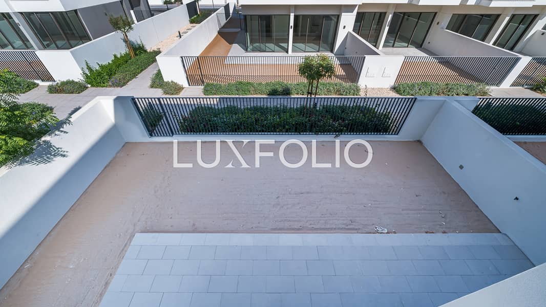 Huge Plot | Ready to Move | Corner Unit - Image 32