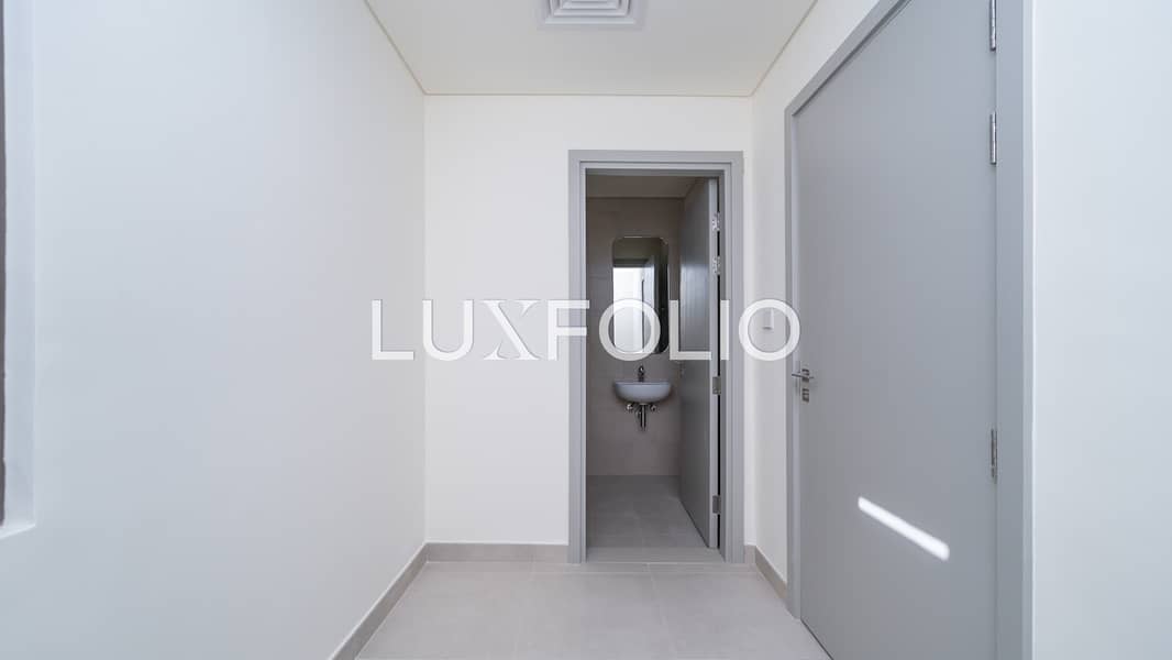 Huge Plot | Ready to Move | Corner Unit - Image 33