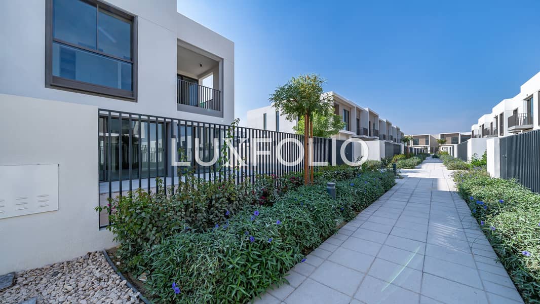 Huge Plot | Ready to Move | Corner Unit - Image 36