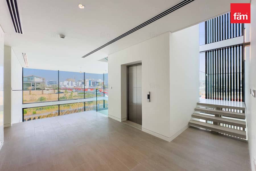 SINGLE ROW CORNER UNIT| BURJ VIEWl NEAR AMENITIES - Image 6