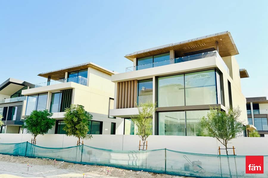 SINGLE ROW CORNER UNIT| BURJ VIEWl NEAR AMENITIES - Image 16