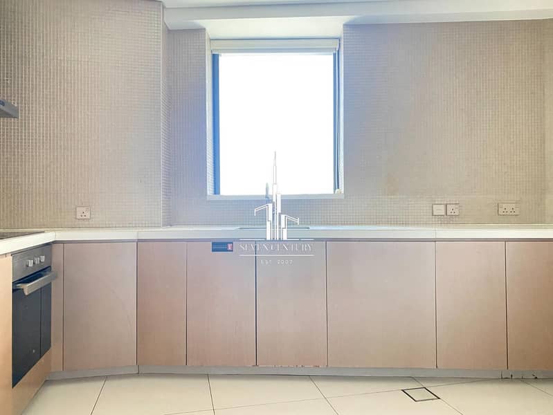 Burj Khalifa View | Fully Furnished | Best Layout - Image 18