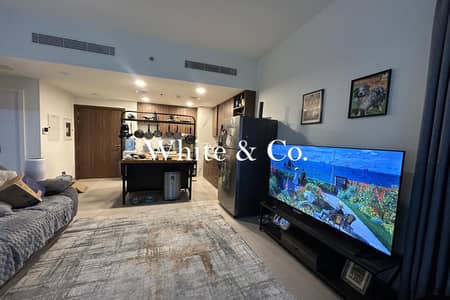 2 Bedroom Apartment for Sale in Town Square, Dubai - Bright Corner Home | Mid Floor | Rented