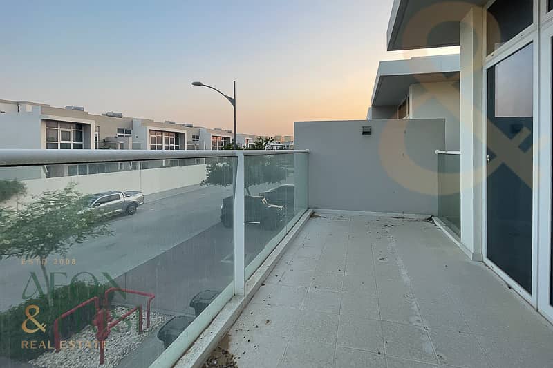 3BR Fully Furnished | Pool Facing | Single Row - Image 29