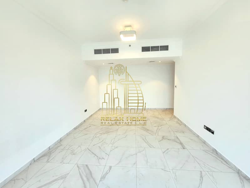 Lavish 1BHK | Big Balcony | Prime Location | Nice Community