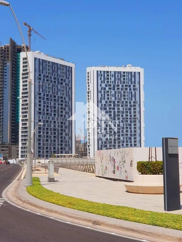 BRIGHT!!! 3 Bedroom For Rent In Meera Shams Tower...