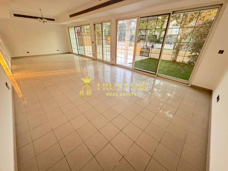 RENOVATED 4BR MAIDS SHARED POOL TENIS COURT COMPOUND VILLAS UMM SUQEIM 2