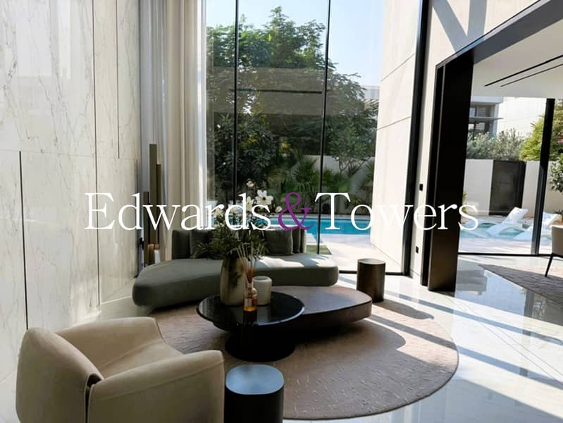 Exclusive | Luxury Upgraded and Furnished | Corner