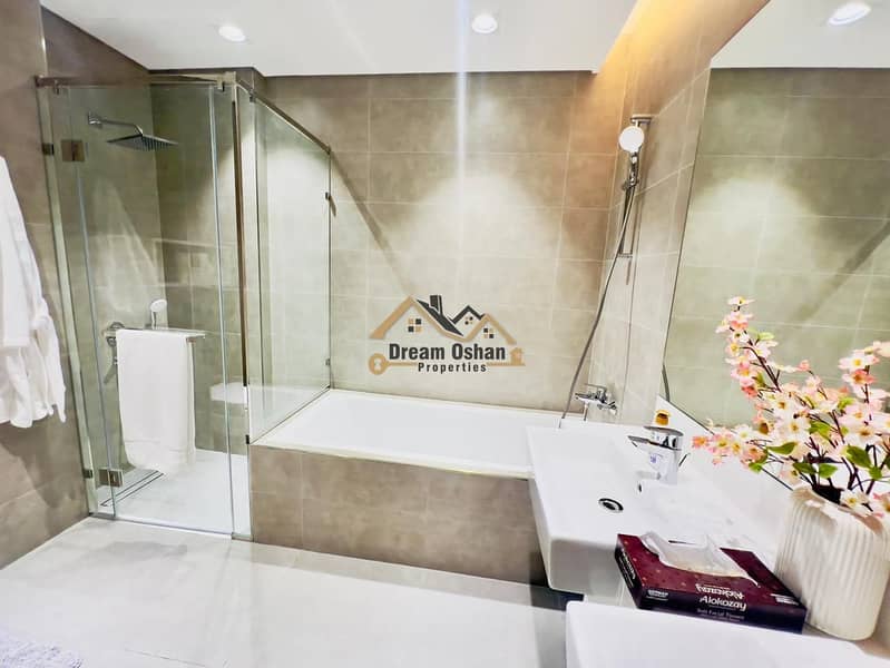 Canal View - Modern Style | Luxury Living - Image 10