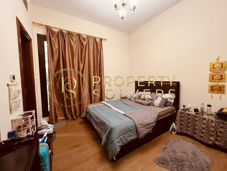 Exclusive unit | Huge Layout | 2 large Balconies