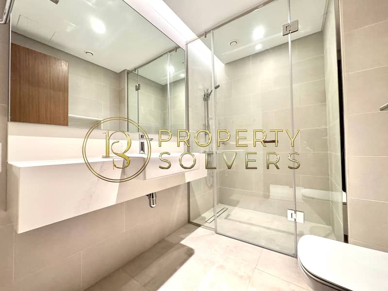 Prime location | Well Maintained | Huge Layout - Image 7