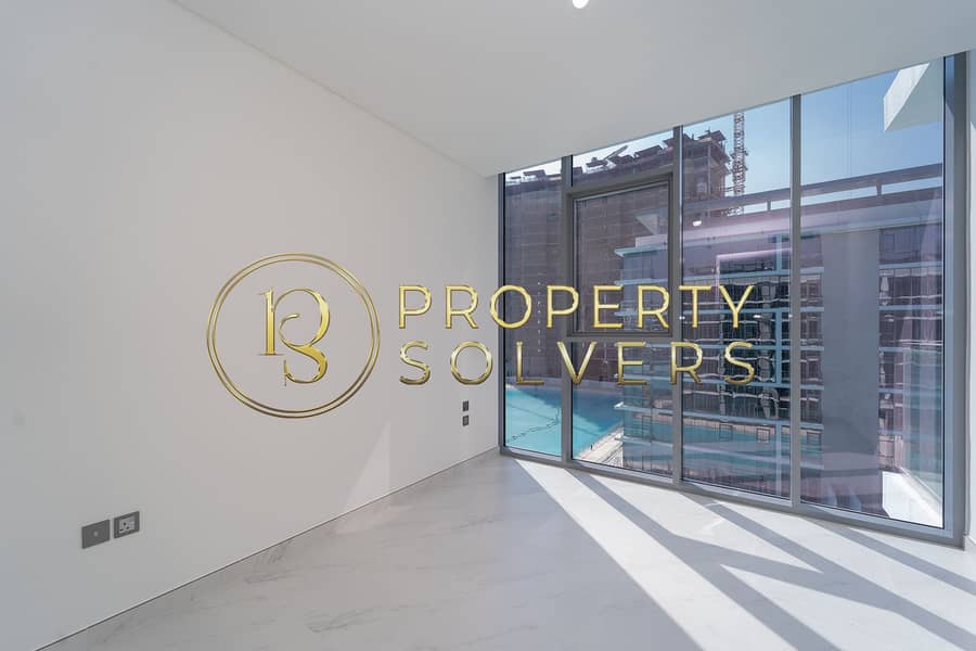 Exclusive Waterfront Unit | Prime Location | Modern Layout - Image 10