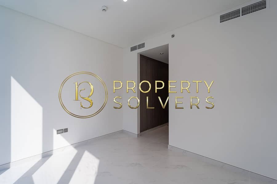 Exclusive Waterfront Unit | Prime Location | Modern Layout - Image 12