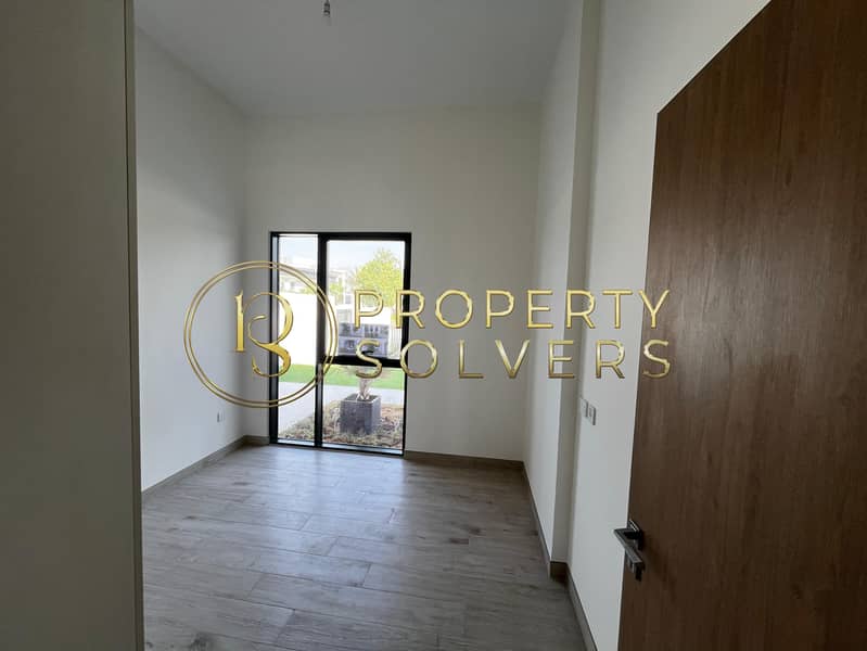 Multiple Units Available | Spacious | Single Row - Image 8