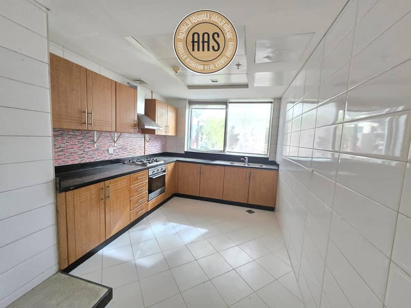 Very Huge Size Chiller Free 2Bhk With Master Room 90k Full Facilities