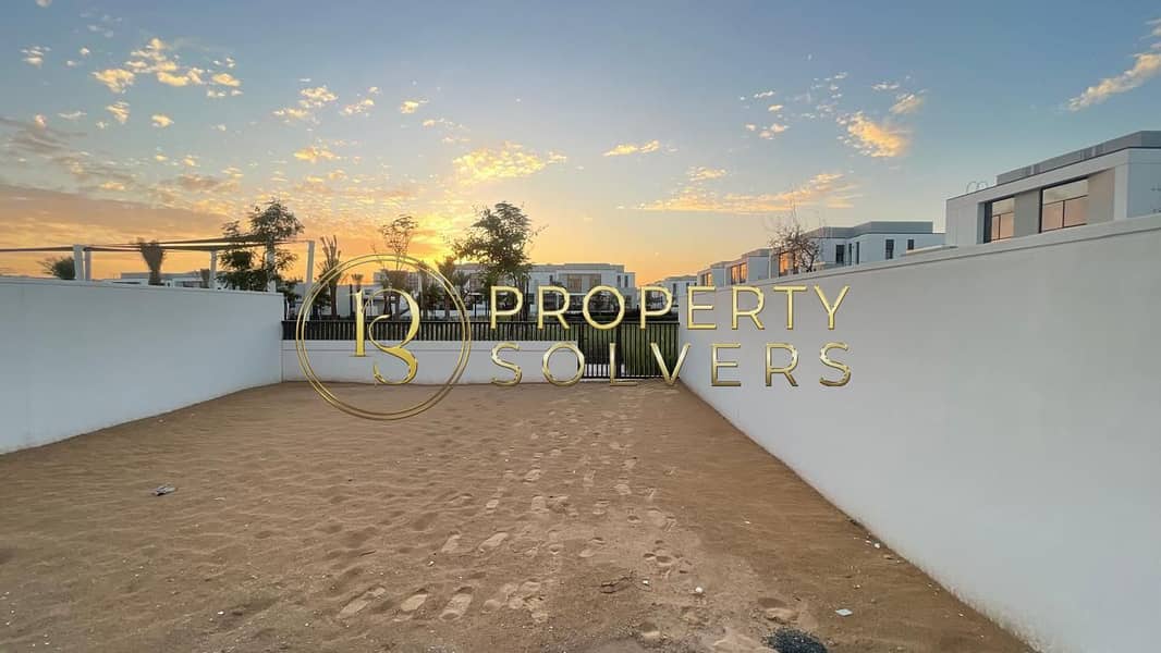 Well Maintained | Huge Balcony I With Maids Room - Image 11