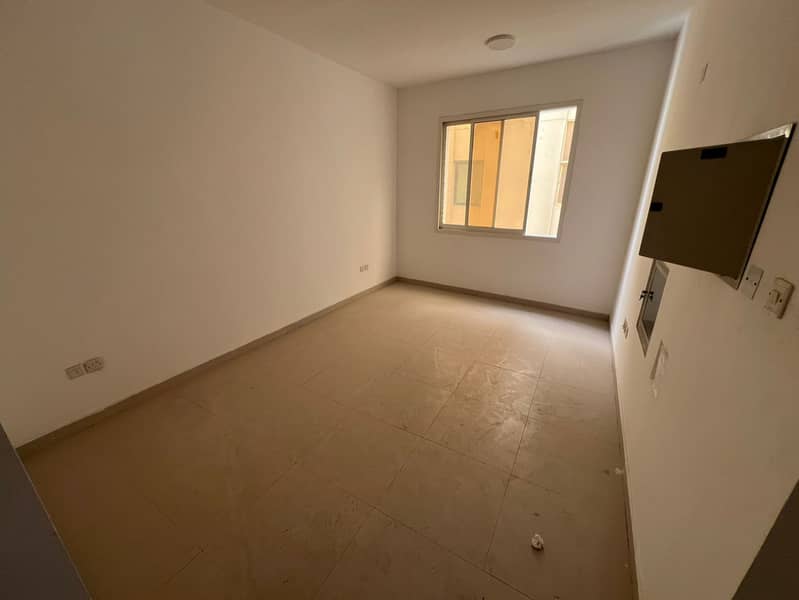 Ajman Corniche, Corniche Towers