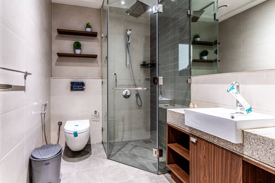 19 Washroom 3. jpg
