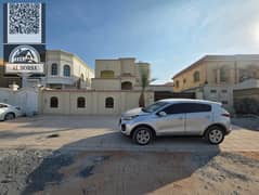 فيلا للبيع في الروضه٢ شارع وسكه العمر ٦سنوات بجوار مسجد ٦ غرف ومجلس وصالة وغرفه خادمه