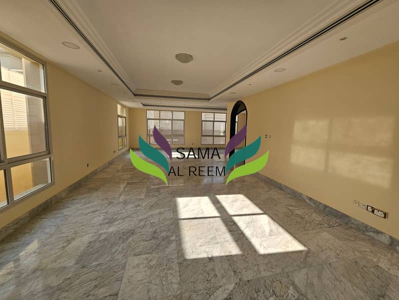 Independent | Private Pool | 4 Bed +Maid | Garden