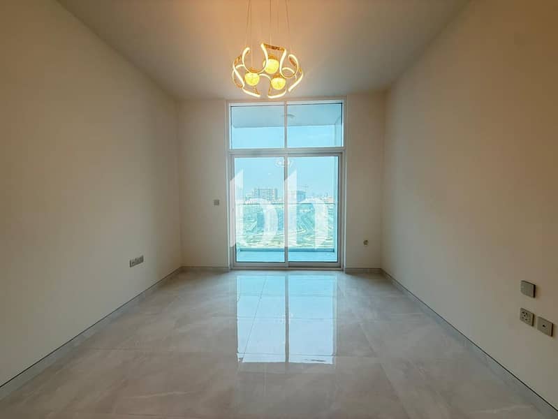 Modern Studio | Stunning Views | Brand New - Image 6