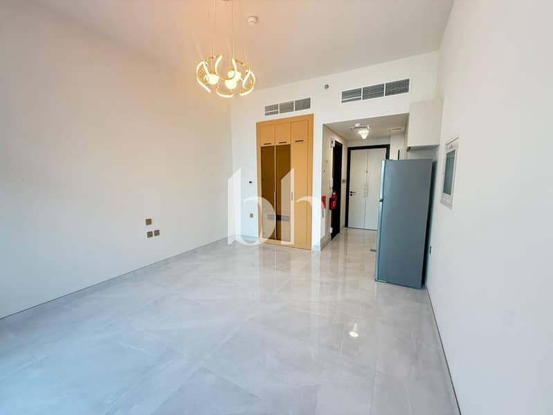 Modern Studio | Stunning Views | Brand New - Image 13