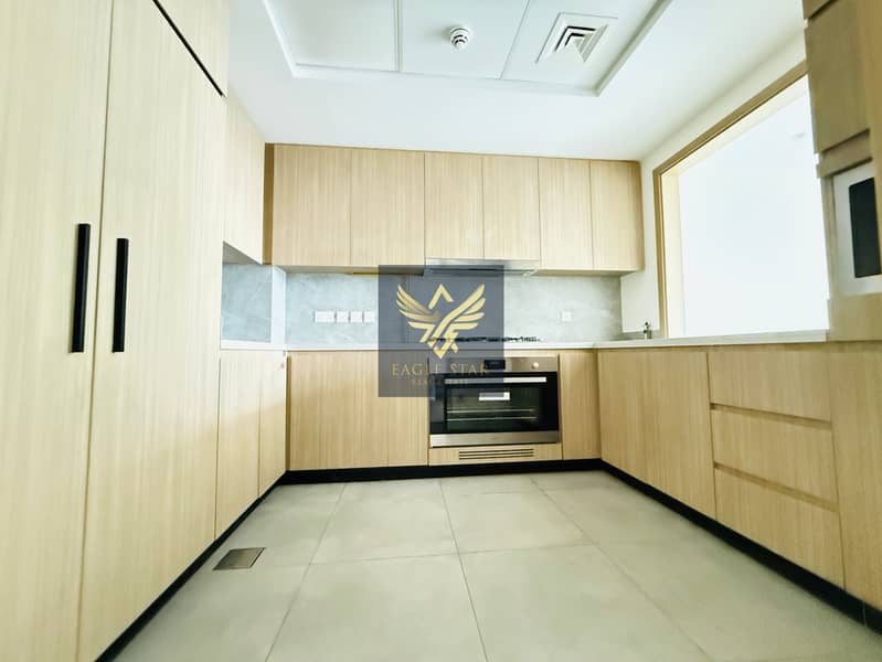 Kitchen Appliances / Gorgeous View / Offer Book Now - Image 20