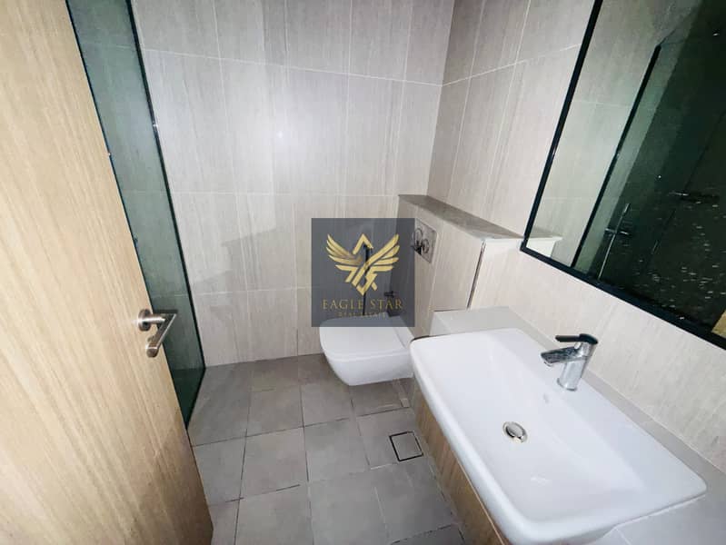 Kitchen Appliances / Gorgeous View / Offer Book Now - Image 16