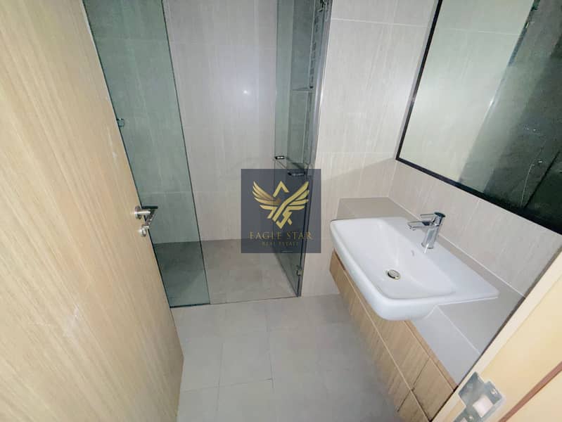 Kitchen Appliances / Gorgeous View / Offer Book Now - Image 14