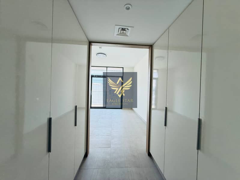 Kitchen Appliances / Gorgeous View / Offer Book Now - Image 9