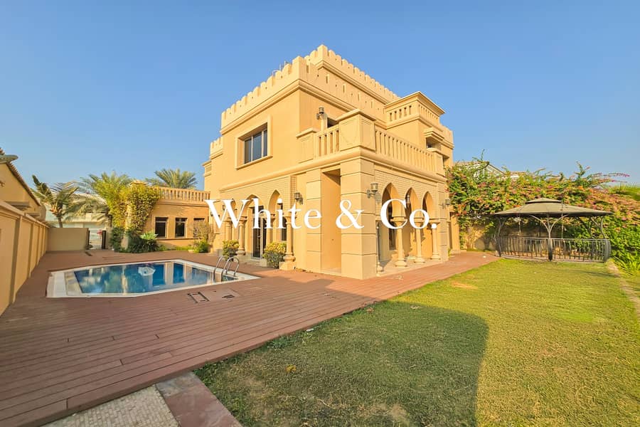 Vacant Now | Wide Plot | Rare G+2 Layout