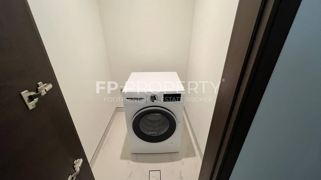 1BHK | Prime Location | Bright Layout | Vacant - Image 8