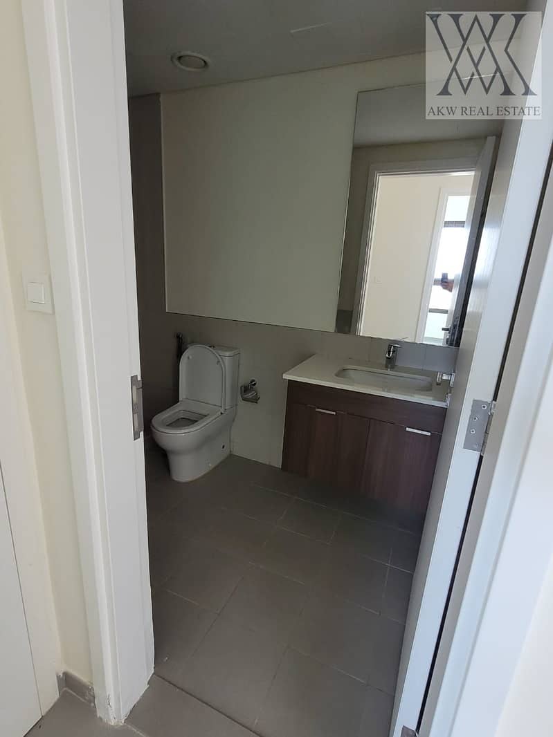 GOLF COURSE VIEW | VACANT SOON | GREAT INVESTMENT OPPORTUNITY - Image 11