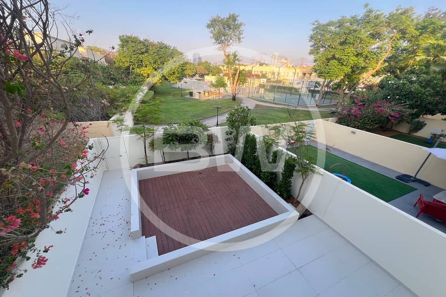 PARK AND POOL BACKING | VACANT | 2 BEDROOM