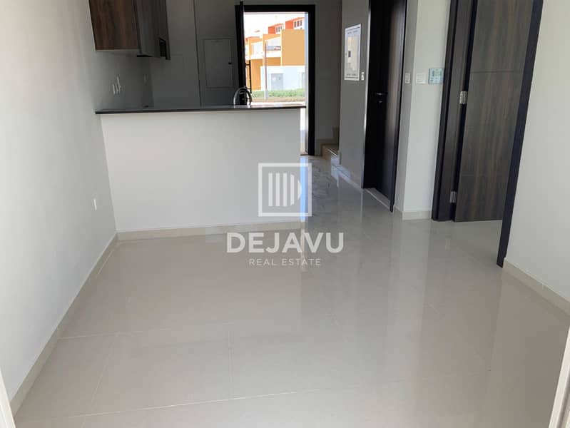 Fully Upgraded | Single Row | Prime Location