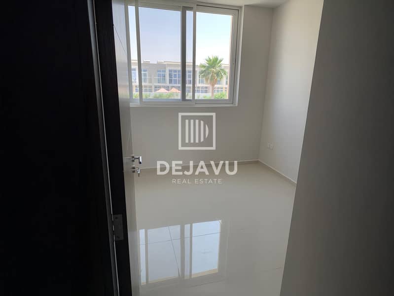 Fully Upgraded | Single Row | Prime Location - Image 8