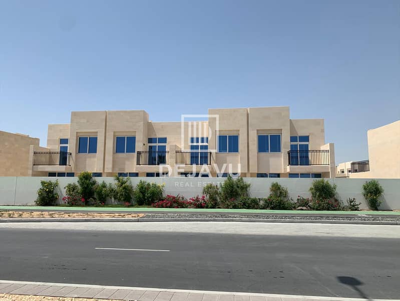 Fully Upgraded | Single Row | Prime Location - Image 17