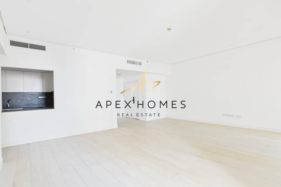 Fully Upgraded | Maid Room | Multiple Cheques - Image 8