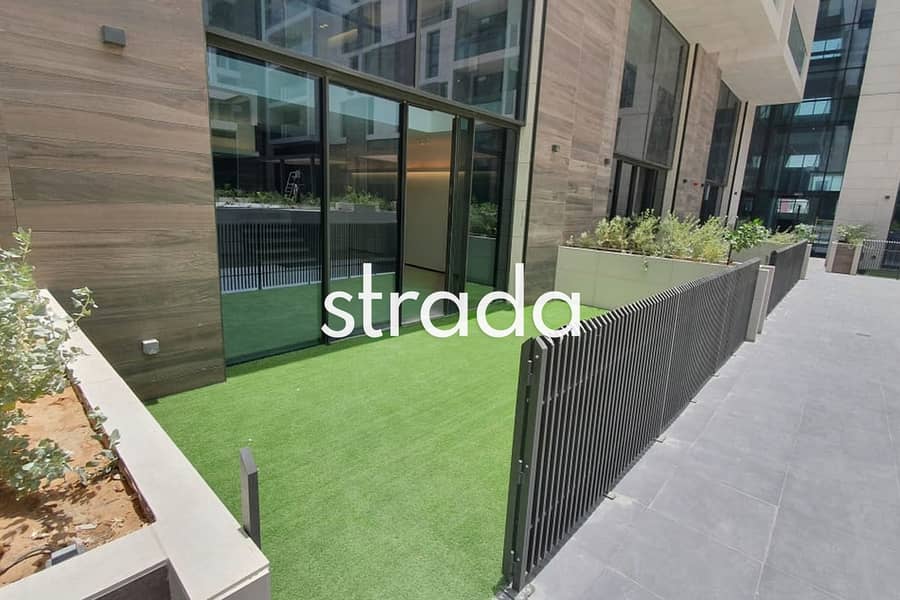 Vacant Jan | Duplex | Pool Facing - Image 19