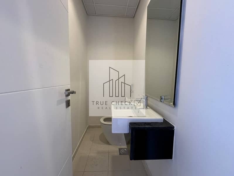 Spacious | 3 Bedrooms + Maid | Unfurnished | Big Plot | Rented - Image 20