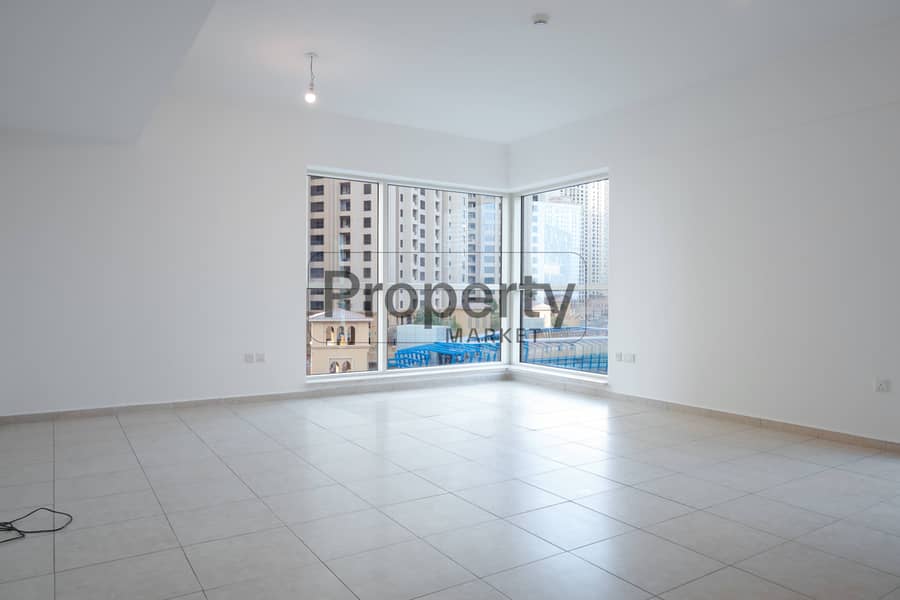 Elegant Apartment | Marina City Views | Bright 1BR - Image 6