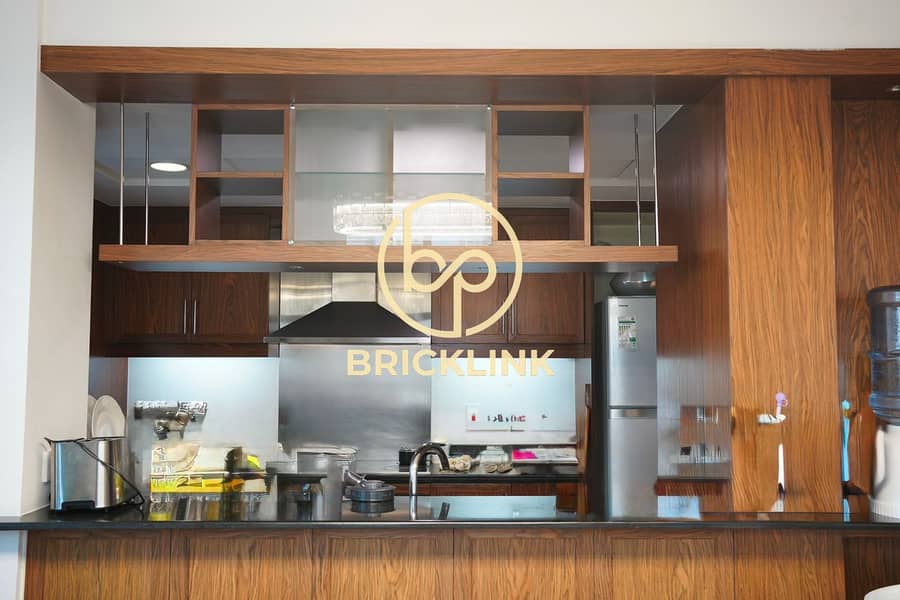 High Floor | VOT | Spacious | Downtown