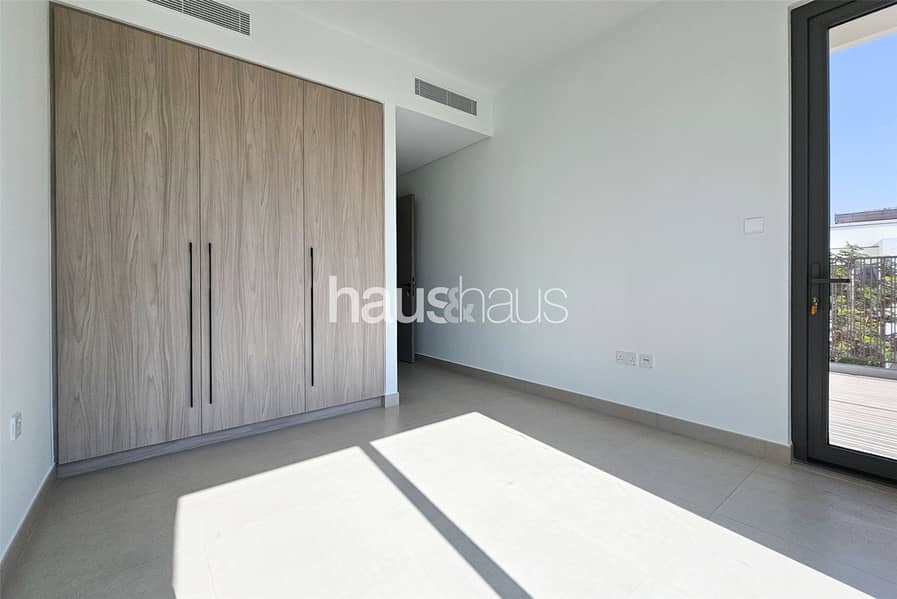 All Upgrades | Garage | Large Plot