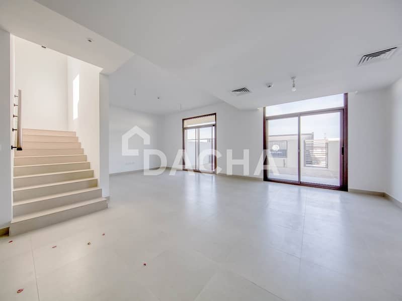 Single row / Vacant now/ Amazing community - Image 6