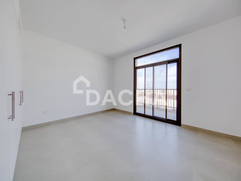 Single row / Vacant now/ Amazing community - Image 9