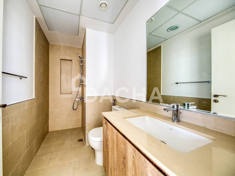 Single row / Vacant now/ Amazing community - Image 11